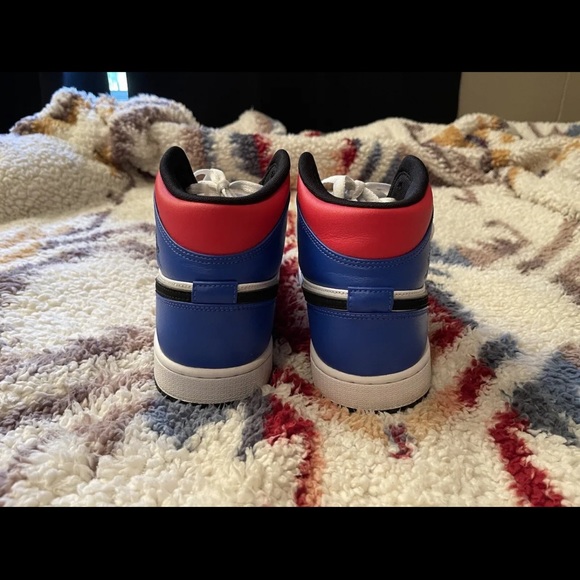 Air Jordan 1 Top 3 - Size 10 - Picture 11 of 11